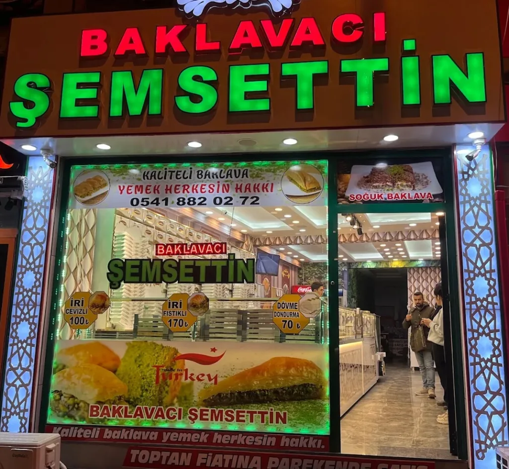 Baklavacı Şemsettin Siverek